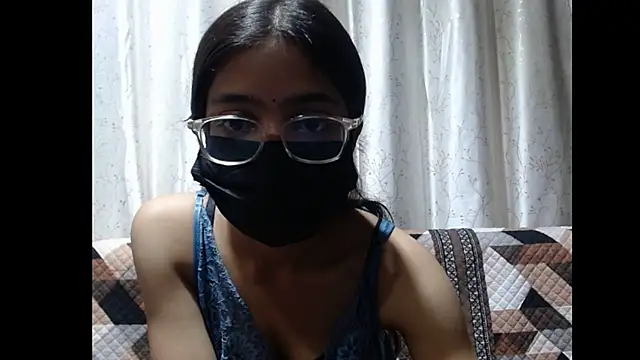 Snapshot of Misty_09 chatting on 8, 7, 2026 Misty 09 online show from 8, 7, 2026