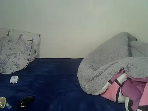 Snapshot of Petite_messalina chatting on 24, 6, 2026 Petite messalina online show from 24, 6, 2026