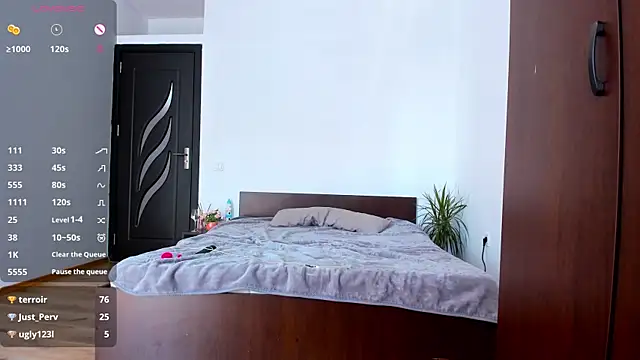 MiaFlowerss online show from 7, 7, 2026