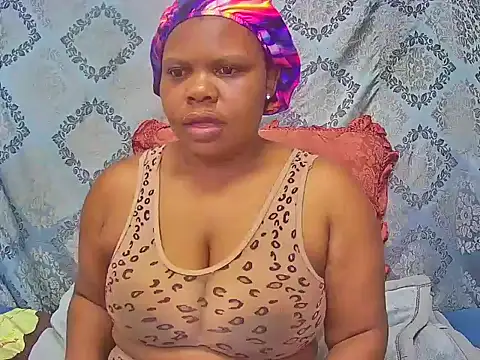 Snapshot of AngelinaX01 chatting on 12, 7, 2026 AngelinaX01 online show from 12, 7, 2026