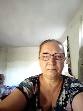 Snapshot of NikolettaLove077 chatting on 26, 6, 2026 NikolettaLove077 online show from 26, 6, 2026