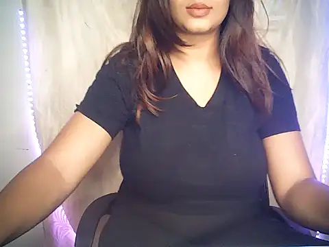 Snapshot of Cutie_Cheenu chatting on 28, 6, 2026 Cutie Cheenu online show from 28, 6, 2026