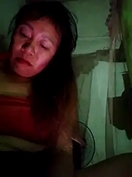 Snapshot of Moon_squirtt chatting on 6, 7, 2026 Moon squirtt online show from 6, 7, 2026