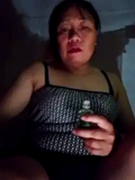 Snapshot of Moon_squirtt chatting on 10, 7, 2026 Moon squirtt online show from 10, 7, 2026