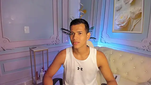 Snapshot of Noah_sexhotty chatting on 26, 6, 2026 Noah sexhotty online show from 26, 6, 2026