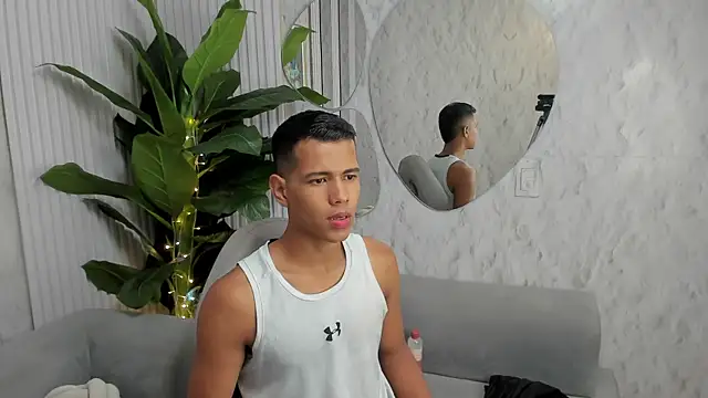 Snapshot of Noah_sexhotty chatting on 4, 7, 2026 Noah sexhotty online show from 4, 7, 2026