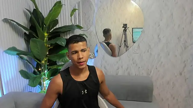 Snapshot of Noah_sexhotty chatting on 21, 7, 2026 Noah sexhotty online show from 21, 7, 2026