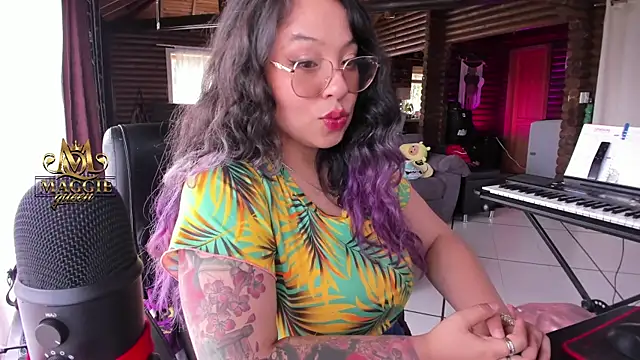Purplemaggie queen online show from 8, 7, 2026