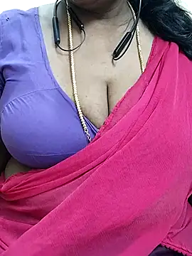 Snapshot of niki076 chatting on 3, 7, 2026 niki076 online show from 3, 7, 2026