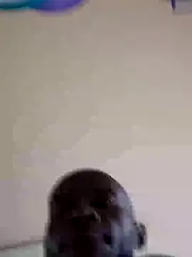Snapshot of TallandBigEbony chatting on 1, 7, 2026 TallandBigEbony online show from 1, 7, 2026