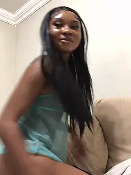 Lightskinnelle online show from 4, 7, 2026
