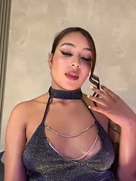 Snapshot of Sara_Rousex chatting on 7, 7, 2026 Sara Rousex online show from 7, 7, 2026