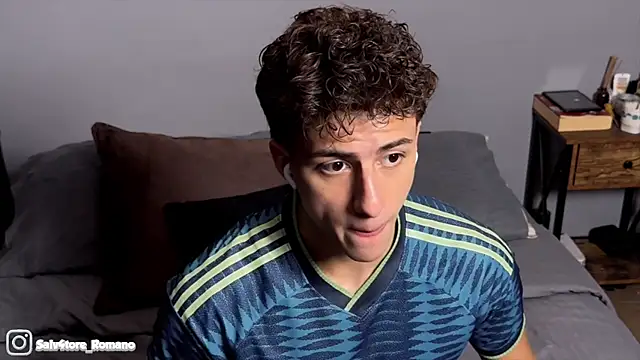 Snapshot of salvatore_romanoo chatting on 4, 7, 2026 salvatore romanoo online show from 4, 7, 2026