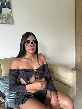 Snapshot of MILA_VOSSX chatting on 12, 7, 2026 MILA VOSSX online show from 12, 7, 2026
