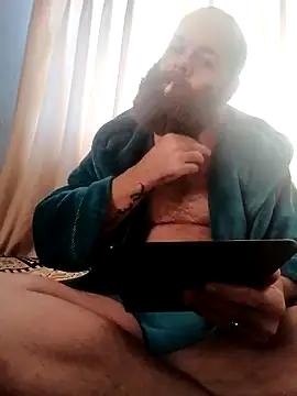 Snapshot of Funguy35xx chatting on 5, 7, 2026 Funguy35xx online show from 5, 7, 2026