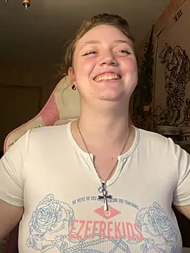 Snapshot of lily_shamy chatting on 8, 7, 2026 lily shamy online show from 8, 7, 2026