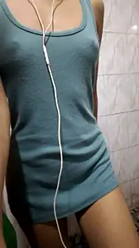 Snapshot of SweetieGirl05 chatting on 14, 7, 2026 SweetieGirl05 online show from 14, 7, 2026