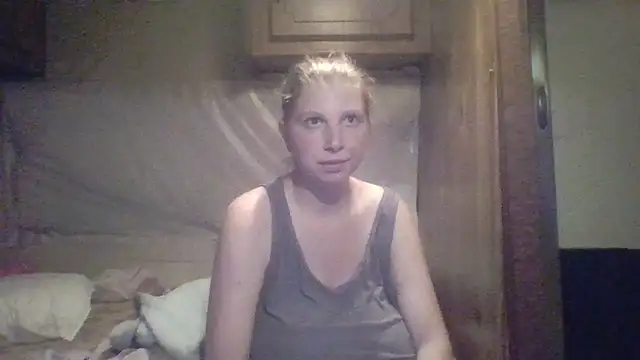 Snapshot of Tits645 chatting on 12, 7, 2026 Tits645 online show from 12, 7, 2026
