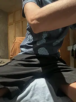 Henrycum2 online show from 5, 7, 2026