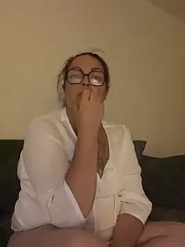 Snapshot of GesineMature chatting on 3, 7, 2026 GesineMature online show from 3, 7, 2026