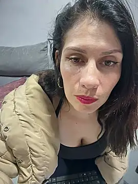 Snapshot of ALYSSON__11 chatting on 7, 7, 2026 ALYSSON 11 online show from 7, 7, 2026