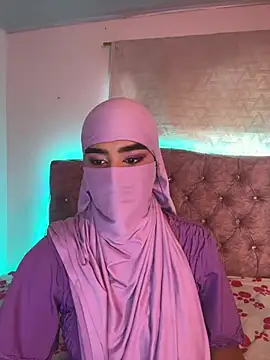 Aisha-Zayed online show from 3, 7, 2026