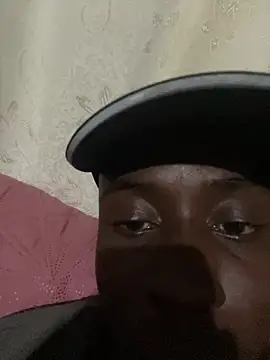 Snapshot of fuckboy2521 chatting on 2, 7, 2026 fuckboy2521 online show from 2, 7, 2026