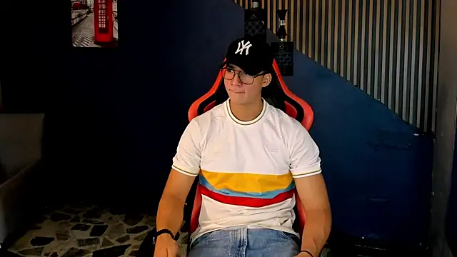 Axxel Muscle online show from 7, 7, 2026