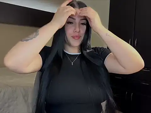 itsLucia  online show from 16, 7, 2026