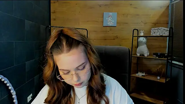 KellyyPalmer online show from 15, 7, 2026