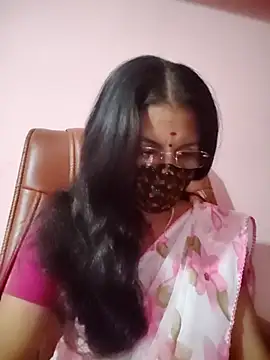 Snapshot of tamil_peenqueen chatting on 15, 7, 2026 tamil peenqueen online show from 15, 7, 2026