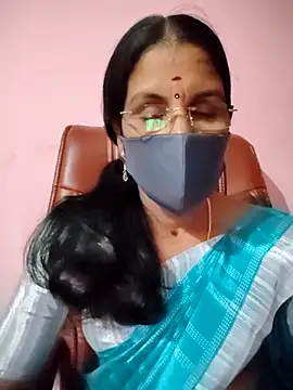 Snapshot of tamil_peenqueen chatting on 16, 7, 2026 tamil peenqueen online show from 16, 7, 2026