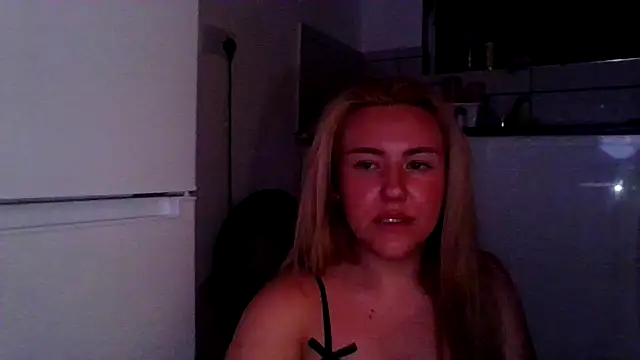 MaddyCherryX online show from 2, 7, 2026