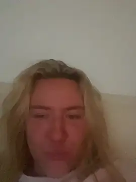 MaddyCherryX online show from 26, 7, 2026