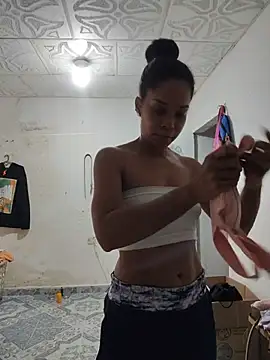 AstridMonroee online show from 10, 7, 2026