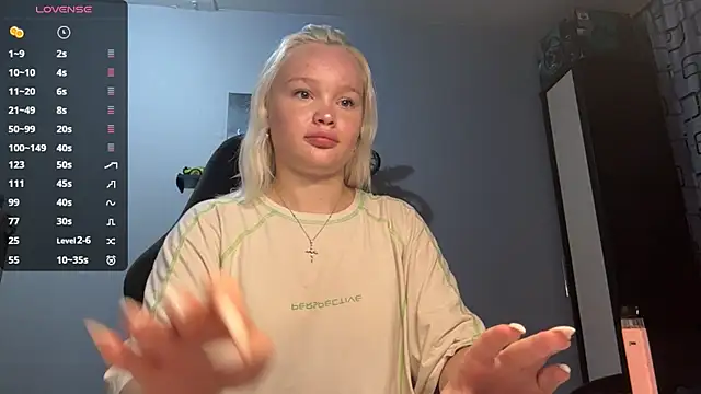 Snapshot of JoleneDorow chatting on 7, 7, 2026 JoleneDorow online show from 7, 7, 2026