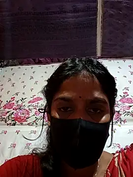Snapshot of Noor_Desire chatting on 10, 7, 2026 Noor Desire online show from 10, 7, 2026