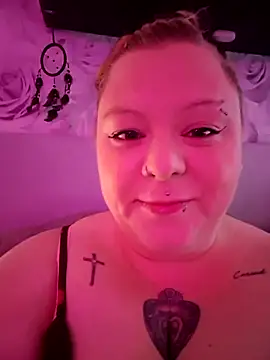 Snapshot of Velvet-VixenXX chatting on 12, 7, 2026 Velvet-VixenXX online show from 12, 7, 2026