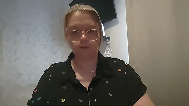 Snapshot of Sinful-Hope chatting on 15, 7, 2026 Sinful-Hope online show from 15, 7, 2026