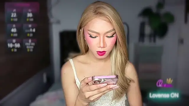 Snapshot of Allmightymariax chatting on 15, 7, 2026 Allmightymariax online show from 15, 7, 2026