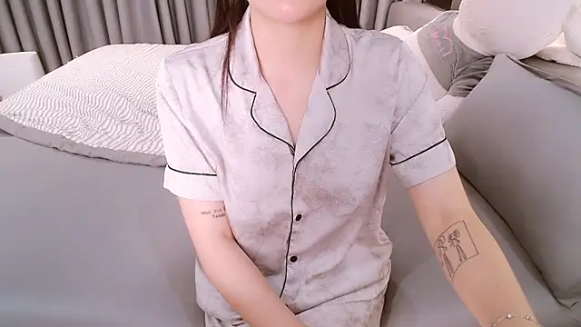 Snapshot of SungkyunnKwan chatting on 4, 4, 2026 SungkyunnKwan online show from 4, 4, 2026