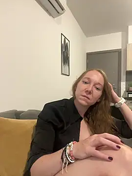 Snapshot of EmmaaFit chatting on 15, 7, 2026 EmmaaFit online show from 15, 7, 2026