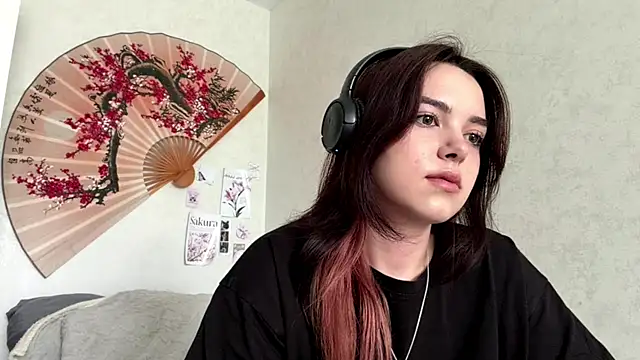 Snapshot of Princess_Ciri chatting on 13, 7, 2026 Princess Ciri online show from 13, 7, 2026