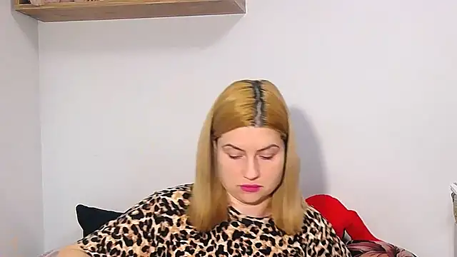 alisenties online show from 22, 2, 2026