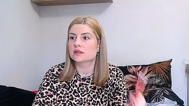 alisenties online show from 5, 4, 2026