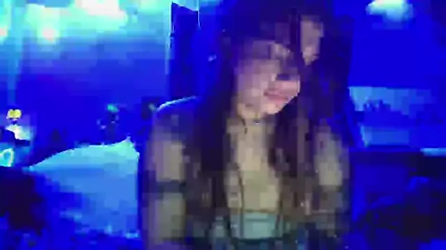 Snapshot of UrHellBri-L chatting on 15, 7, 2026 UrHellBri-L online show from 15, 7, 2026