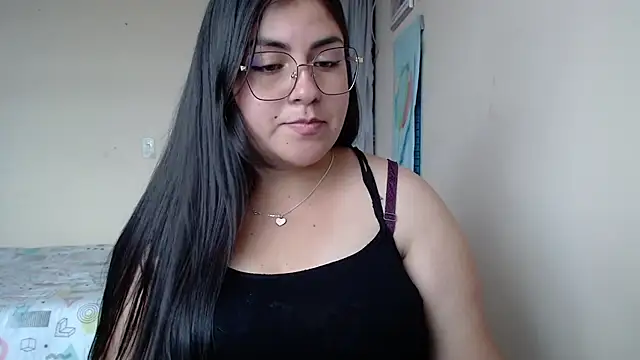 Snapshot of Alejaa_33 chatting on 15, 7, 2026 Alejaa 33 online show from 15, 7, 2026