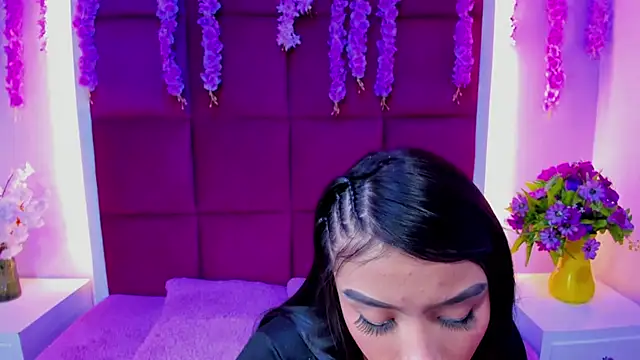 Snapshot of Lola_Hott_ chatting on 16, 7, 2026 Lola Hott online show from 16, 7, 2026