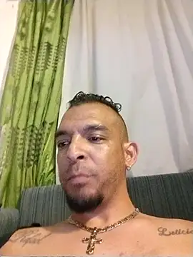 Snapshot of CarlitoCubano chatting on 17, 7, 2026 CarlitoCubano online show from 17, 7, 2026