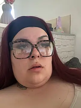 Peachy bella online show from 25, 7, 2026